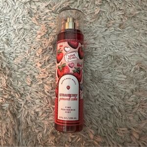 Bath & Body Works Strawberry Pound Cake Mist - Red and White